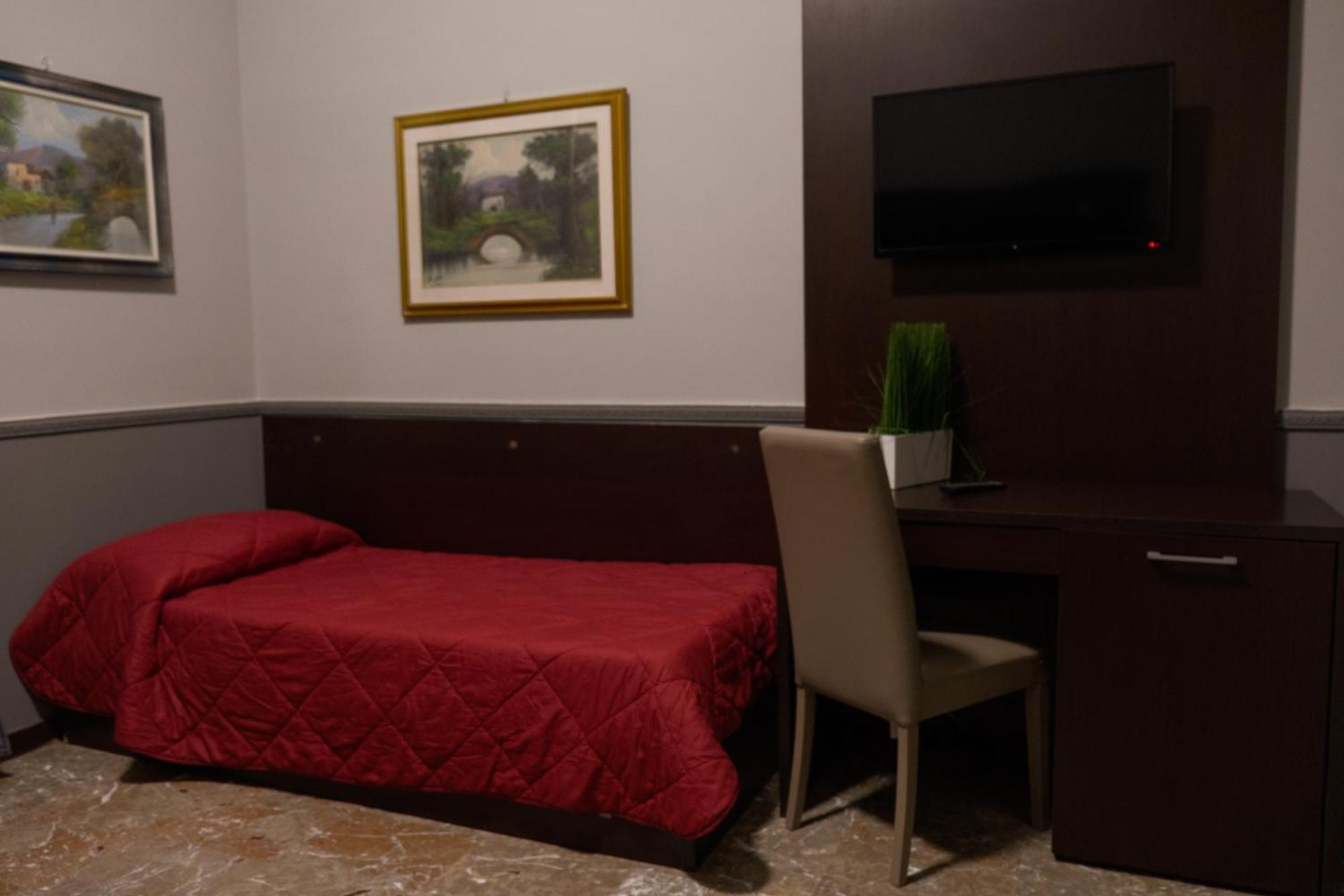 Hotel D'Este Roma Esterno foto