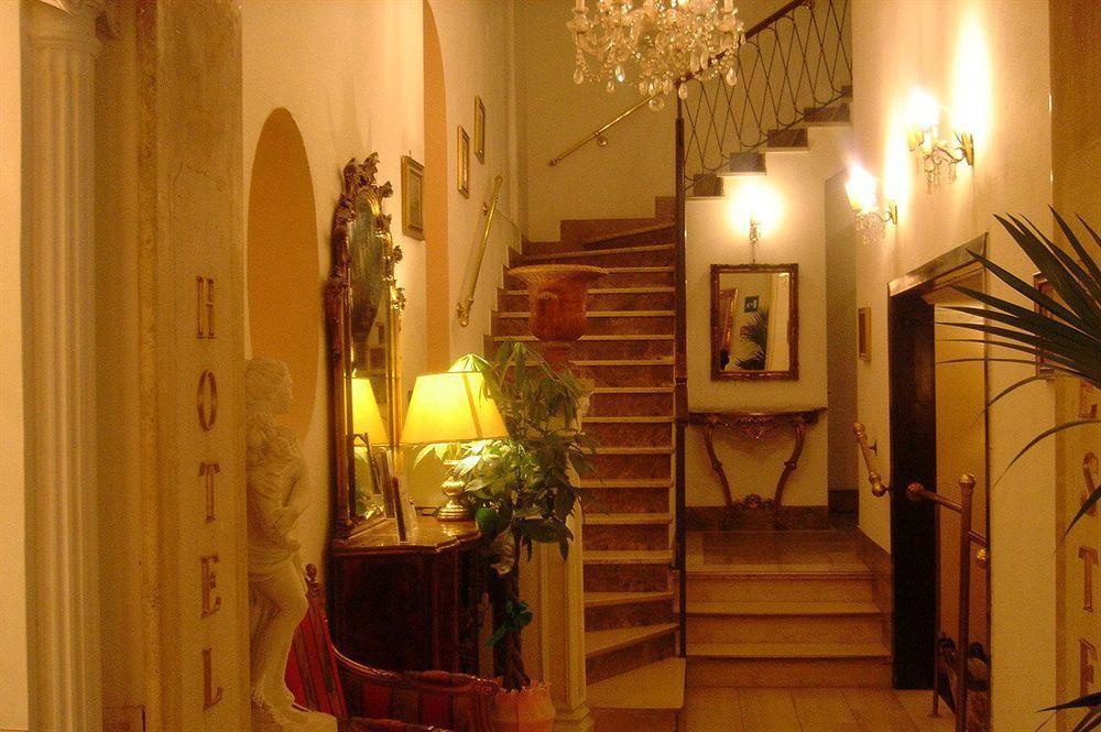 Hotel D'Este Roma Esterno foto