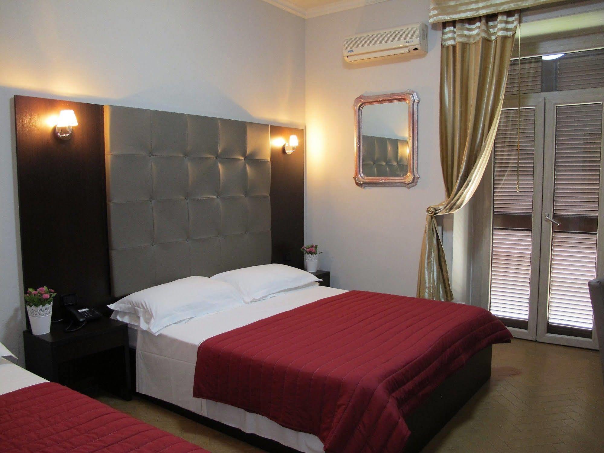 Hotel D'Este Roma Esterno foto