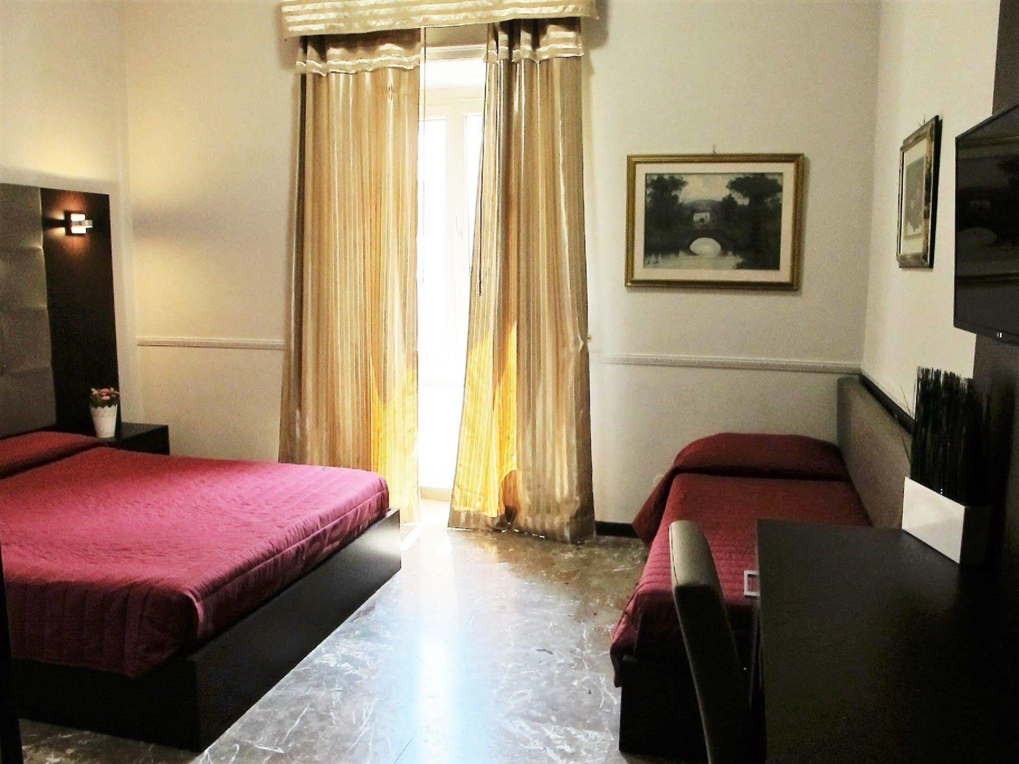 Hotel D'Este Roma Esterno foto