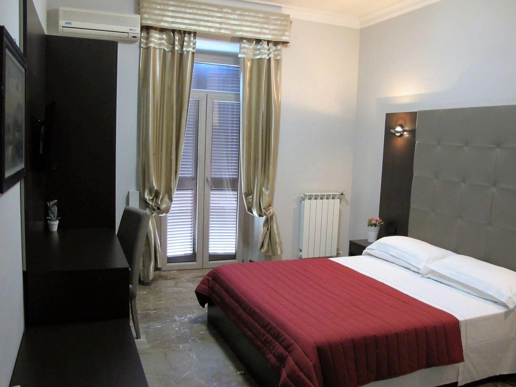Hotel D'Este Roma Esterno foto